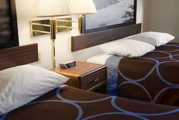 Standard Room, 2 Queen Beds