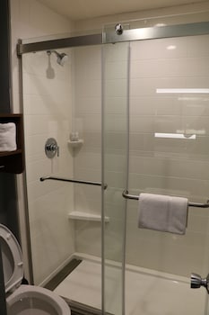 Deluxe Room, 1 King Bed