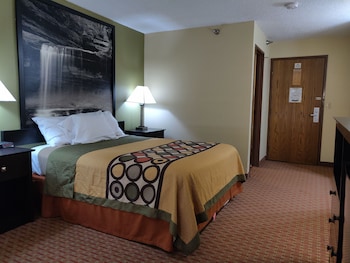 Standard Room, 1 Queen Bed