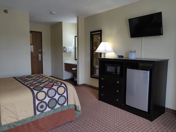 Standard Room, 1 Queen Bed