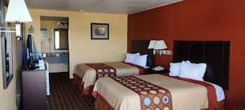 Standard Room, 2 Queen Beds, Smoking