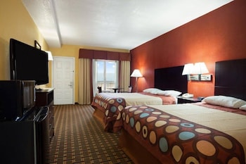 Standard Room, 2 Queen Beds, Smoking
