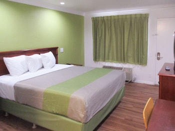 Standard Room, 1 King Bed, Non Smoking, Refrigerator & Microwave