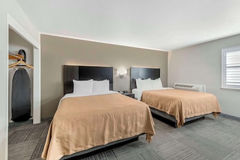 Standard Room, 2 Queen Beds, Non Smoking