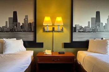 Room, 2 Queen Beds, Microwave