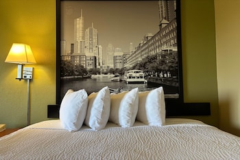 Room, 1 King Bed, Non Smoking