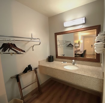 Room, 2 Queen Beds, Non Smoking