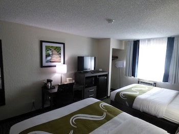 Standard Room, 2 Queen Beds, Non Smoking