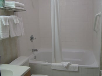 Efficiency, Room, 1 King Bed, Non Smoking