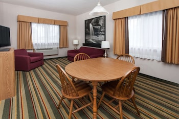 Efficiency, Room, 1 King Bed, Non Smoking