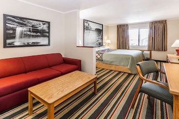 Studio Suite, 1 King Bed, Non Smoking