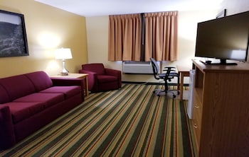 Suite, 2 Queen Beds, Non Smoking (One-Bedroom Suite)