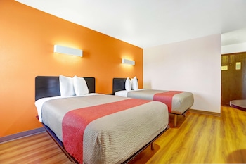 Standard Room, 2 Queen Beds, Non Smoking