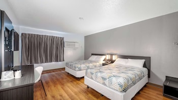 Standard Room, 2 Double Beds, Non Smoking