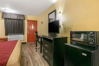 Standard Room, 1 King Bed, Smoking