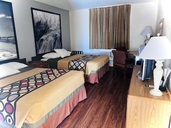 Room, 2 Queen Beds, Accessible, Non Smoking (Bathtub w/ Grab Bars)