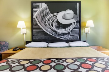 Standard Room, 1 King Bed