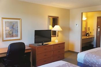 Deluxe Room, 2 Double Beds, Non Smoking