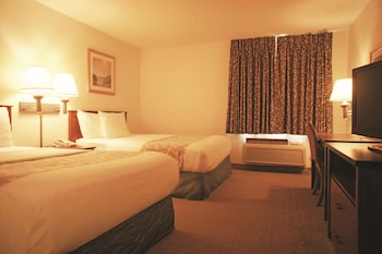 Room, 2 Double Beds, Smoking