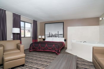 Suite, 1 King Bed, Non Smoking, Jetted Tub