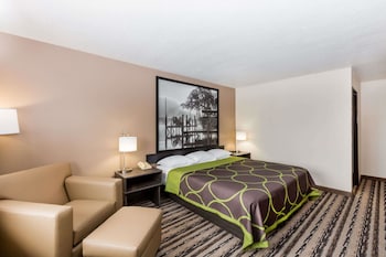 Standard Room, 1 King Bed