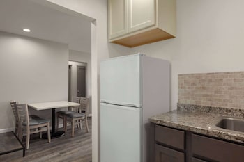 Suite, 2 Bedrooms, Non Smoking (2 Queen)