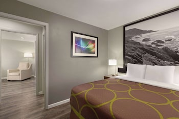 Suite, 2 Bedrooms, Non Smoking (2 Queen)