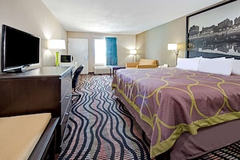 Suite, 1 King Bed, Non Smoking
