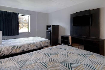 Deluxe Room, 2 Double Beds, Non Smoking, Refrigerator & Microwave