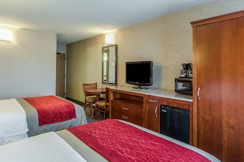 Standard Room, 2 Queen Beds, Non Smoking