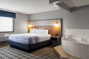Suite, 1 King Bed, Non Smoking