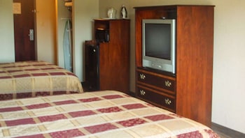 Two queen beds non smoking