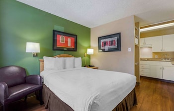Studio, 1 Queen Bed, Non Smoking