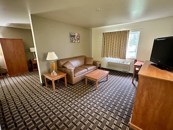 Junior Suite, Non Smoking (2 Queen and 1 Sofa Bed)