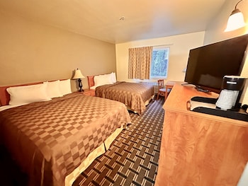 Standard Room, 2 Queen Beds, Non Smoking