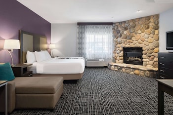 Deluxe Suite, 1 King Bed, Non Smoking