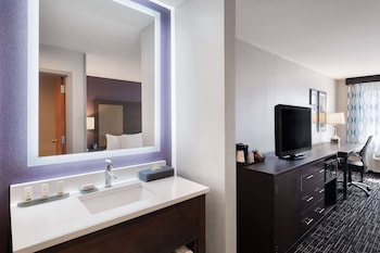 Room, 2 Queen Beds, Non Smoking