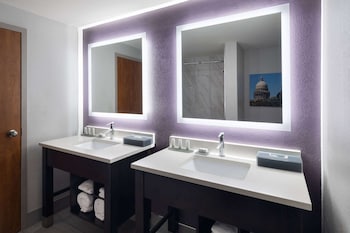 Room, 2 Queen Beds, Accessible, Non Smoking (Bathtub w/ Grab Bar)