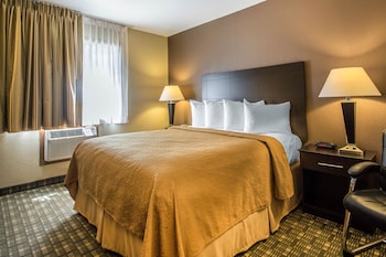 Standard Room, 1 King Bed, Non Smoking