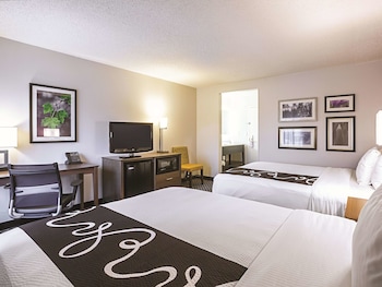 Room, 2 Queen Beds, Non Smoking