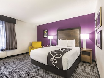 Room, 1 Double Bed, Accessible, Non Smoking (Mobility/Hearing Accessible, Bathtub)