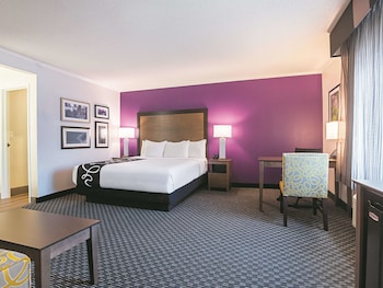 Deluxe Room, 1 King Bed, Non Smoking