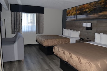 Suite, 2 Queen Beds, Non Smoking