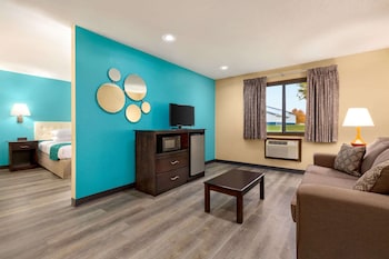 Studio Suite, 1 King Bed, Non Smoking (1 Bedroom)