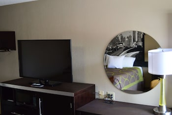 Standard Room, 1 Queen Bed