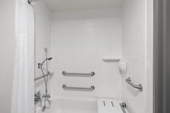 Room, 1 King Bed, Mobility Accessible, Non Smoking (Bathtub w/ Grab Bars)