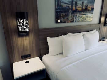 Deluxe Room, 1 King Bed, Non Smoking