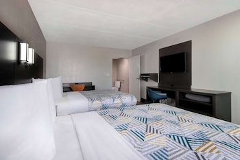 Standard Room, 2 Queen Beds, Non Smoking