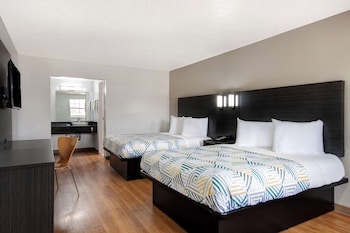 Standard Room, 2 Queen Beds, Non Smoking