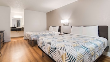 Standard Room, 2 Queen Beds, Non Smoking
